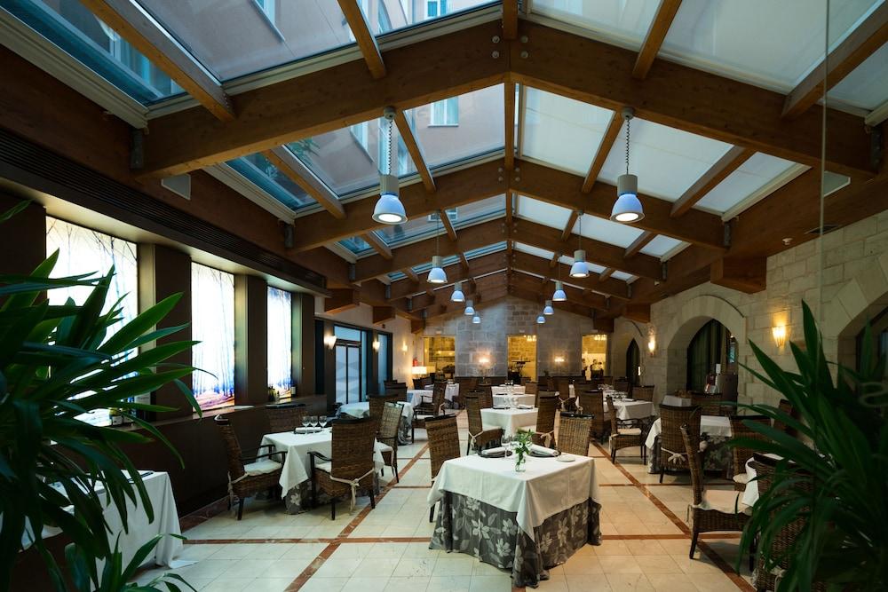 Burgo Rice Palacio De Los Blasones מראה חיצוני תמונה