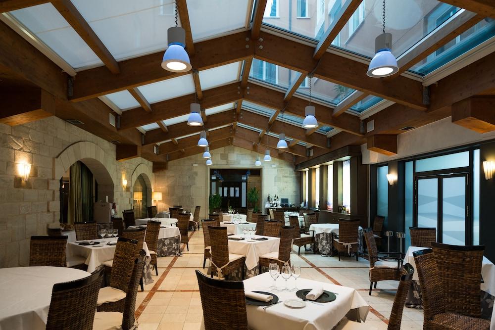 Burgo Rice Palacio De Los Blasones מראה חיצוני תמונה