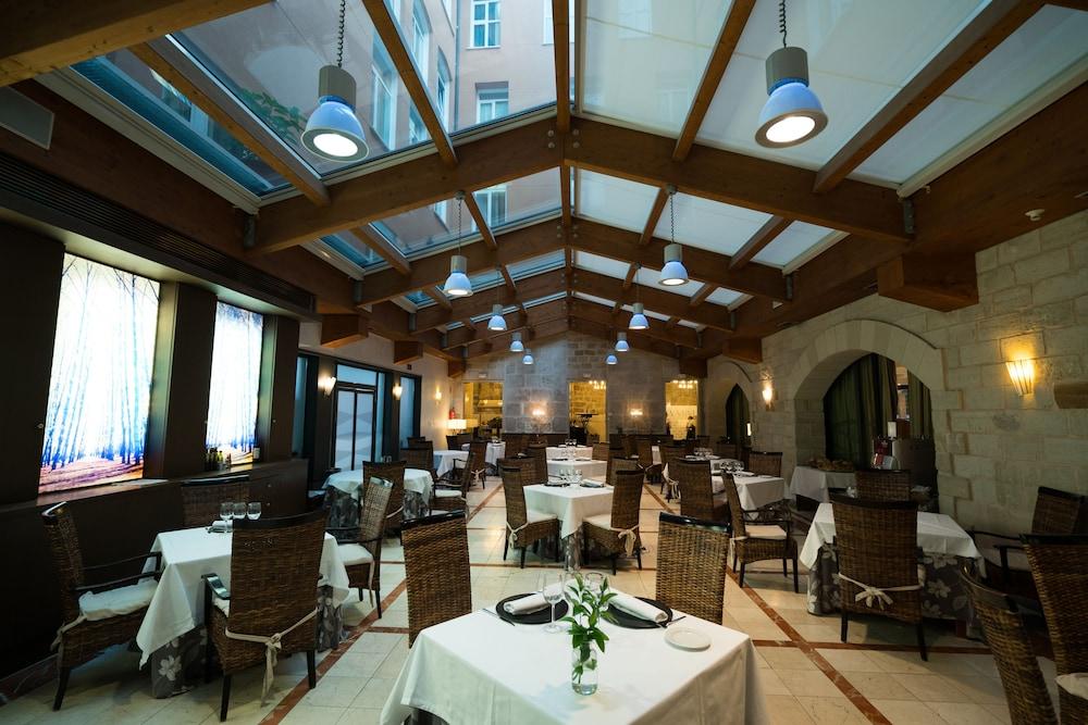 Burgo Rice Palacio De Los Blasones מראה חיצוני תמונה