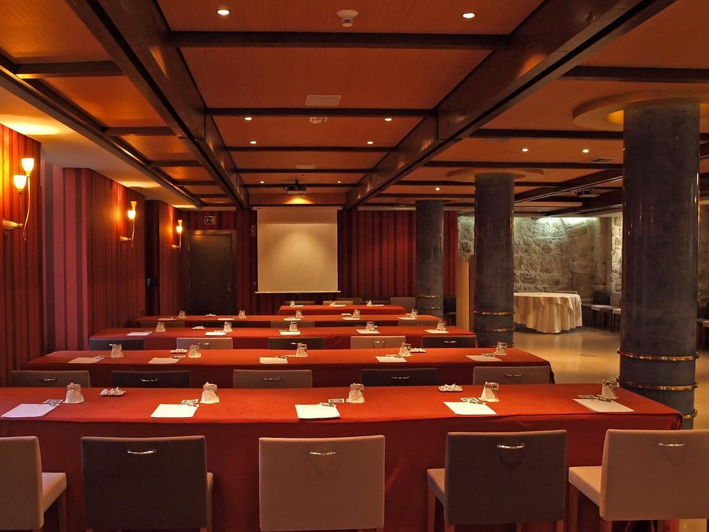 Burgo Rice Palacio De Los Blasones מראה חיצוני תמונה