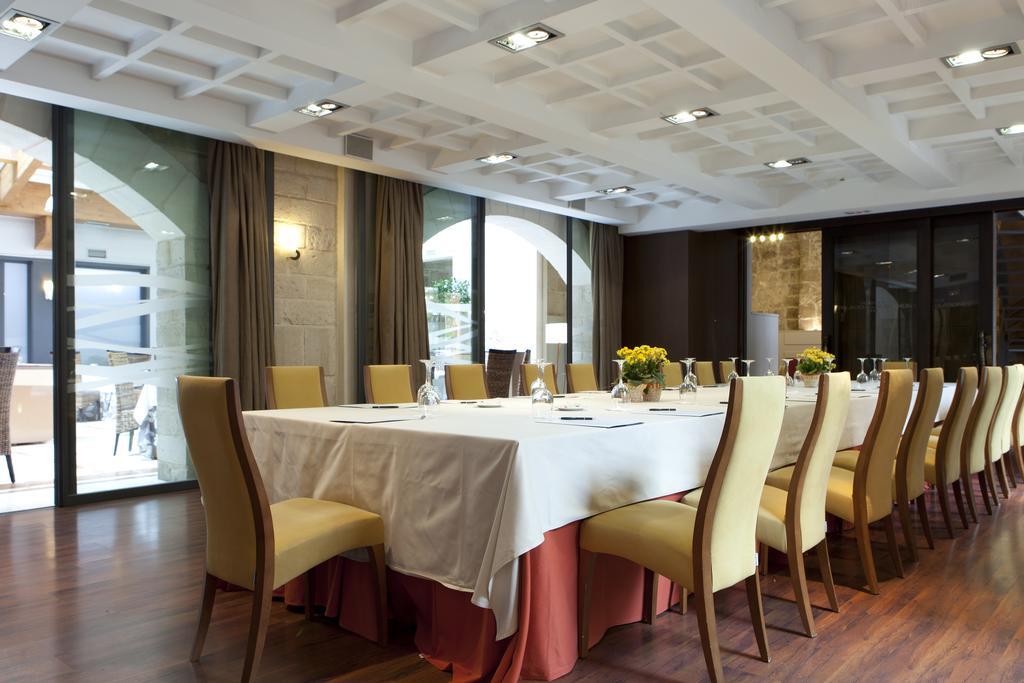 Burgo Rice Palacio De Los Blasones מראה חיצוני תמונה
